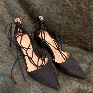 Cato Lace Up Heels Size 10 Closed Toe Ankle Wrap Sueded Feel